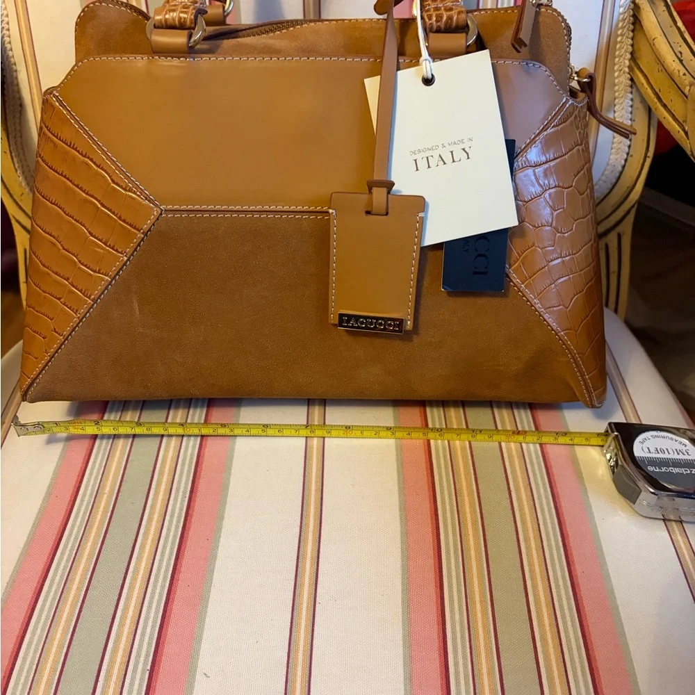 Stunning NWT Iacucci Italy 🇮🇹 Leather, Croc Embossed and Suede Leather Bag
